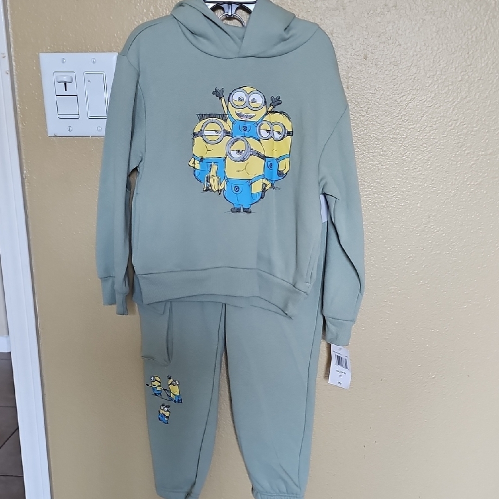 Green Minions Hoodie and Sweatpants Set